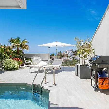 Royal Luxury Pool Garage Ping Pong Wi Fi