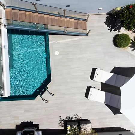 Royal Luxury Pool Garage Ping Pong Wi Fi